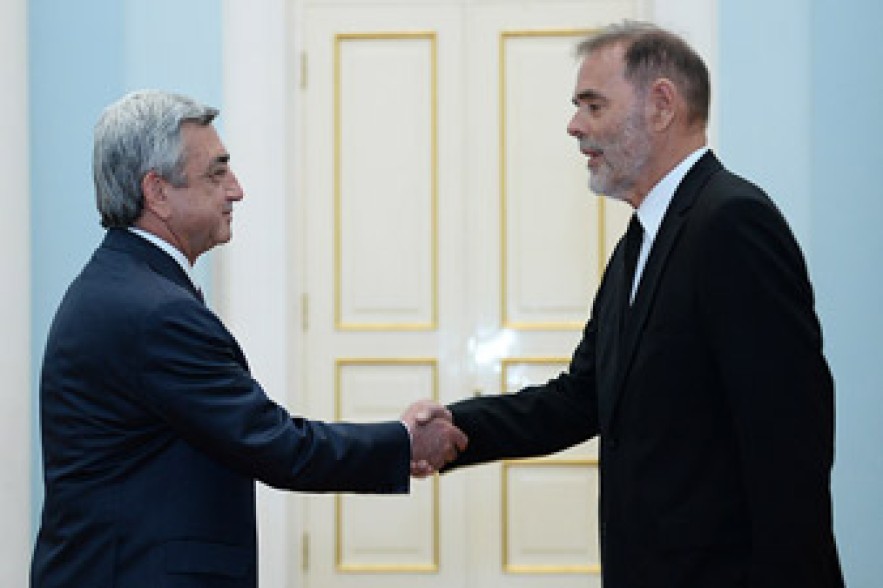 Norwegian ambassador presents credentials to Serzh Sargsyan 