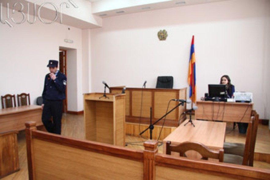 Տարադրամի փոխանակման կետի վրա հարձակման գործով դատական նիստը հետաձգվել է