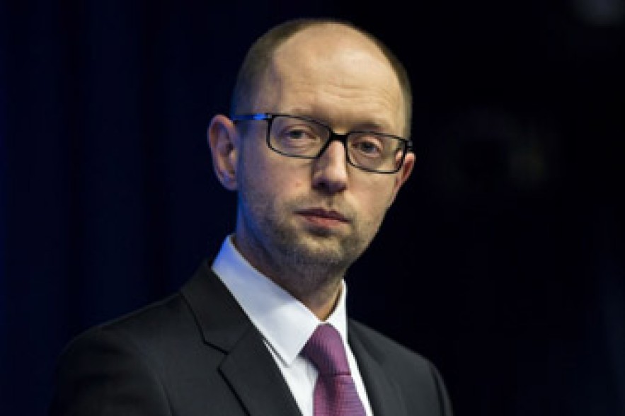 Яценюк отверг возможность переговоров с Россией в текущих условиях