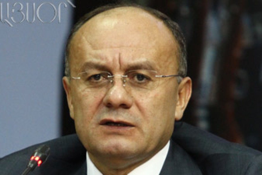Seyran Ohanyan comments on Moscow-Yerevan flight emergency landing 