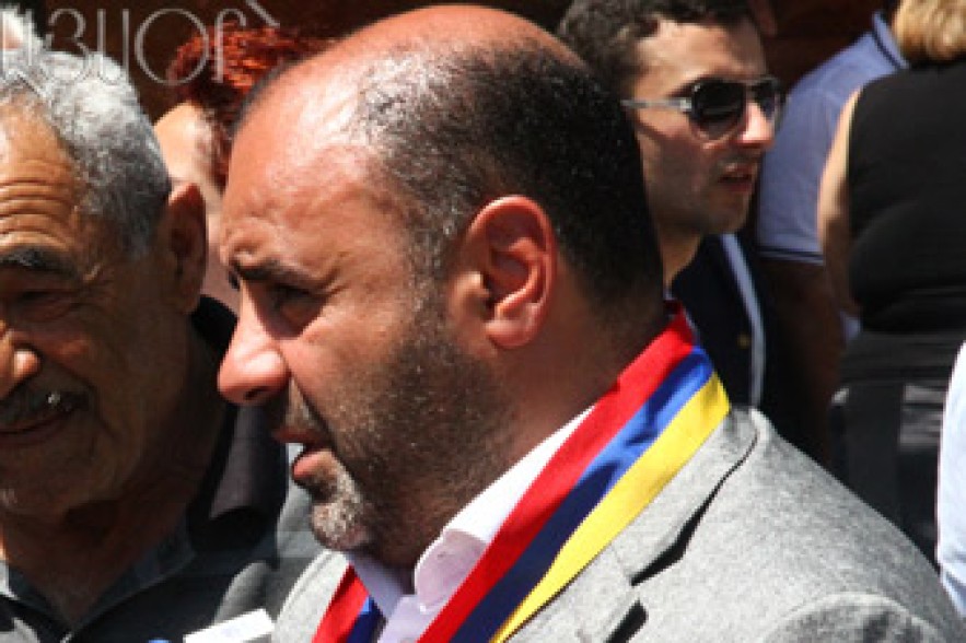 Աղոթելու հերթը հիմա արմավիրցիներինն է. Բարերար