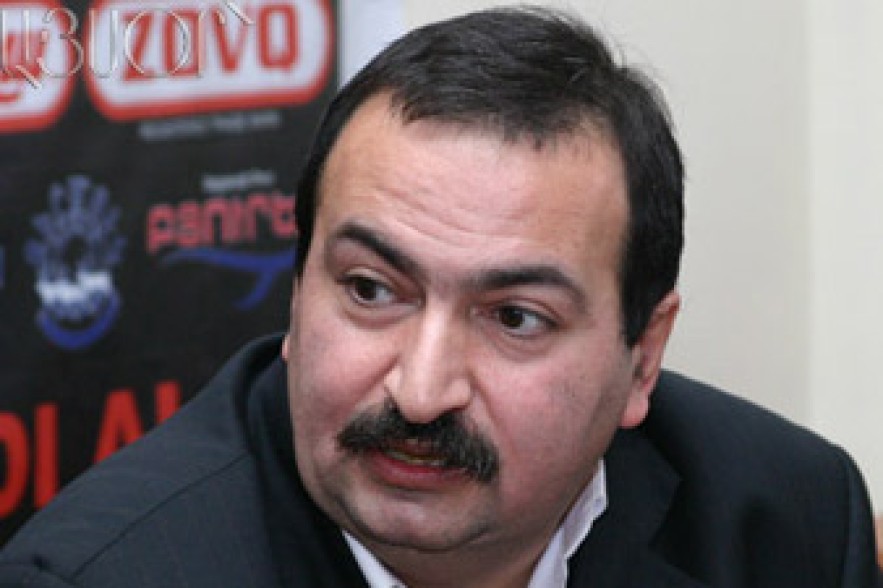 «Քնում են գետերն ու քամին, բայց չի քնում երբեք մեր թշնամին». Գրականագետ