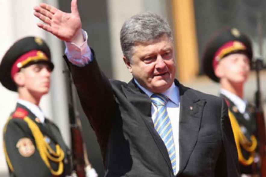 Порошенко пообещал украинцам безвизовый режим с ЕС до конца года
