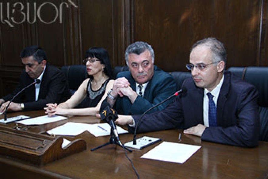 Four non-government factions of parliament release 12-point statement 