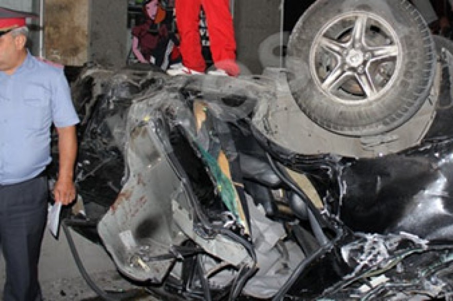One killed, three injured in deadly crash in Yerevan 