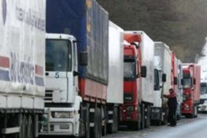 Russian-Georgian road via Upper Lars checkpoint temporarily opens 