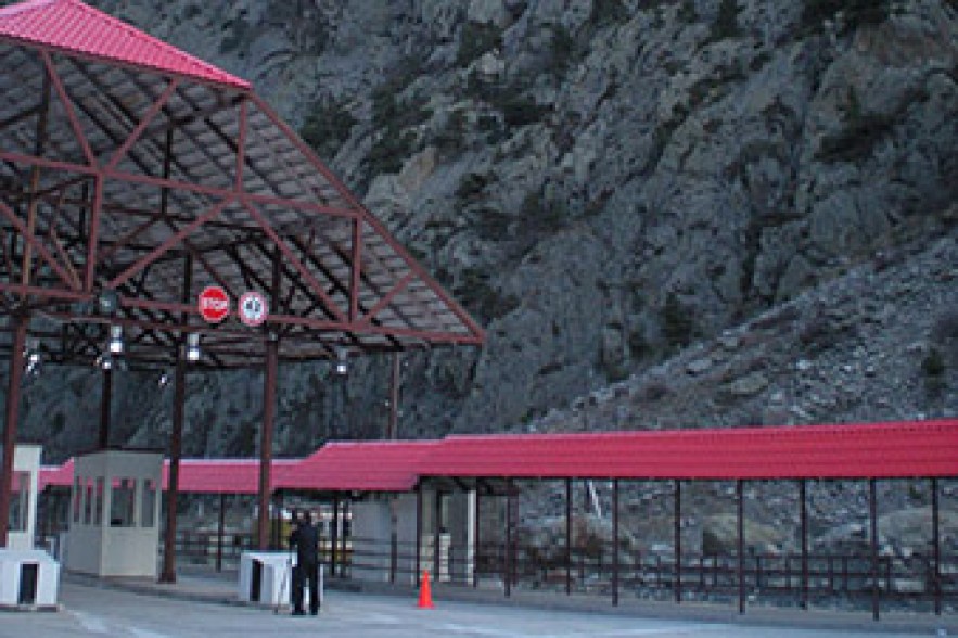 Armenian Foreign Ministry: Upper Lars-Kazbeki motorway opens 