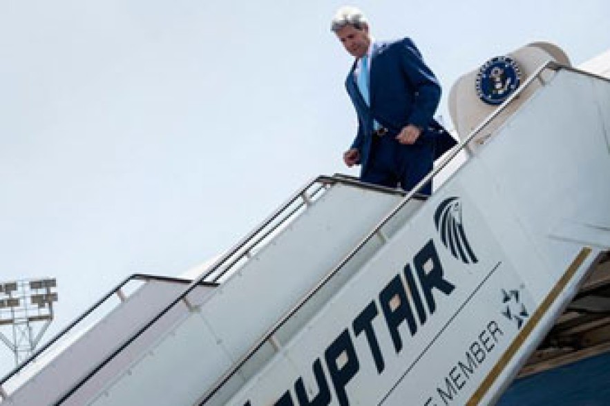 Госсекретарь США прибыл с необъявленным визитом в Ирак