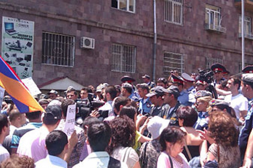 Activist Ara Karagyozyan hospitalized during protest outside PSRC 