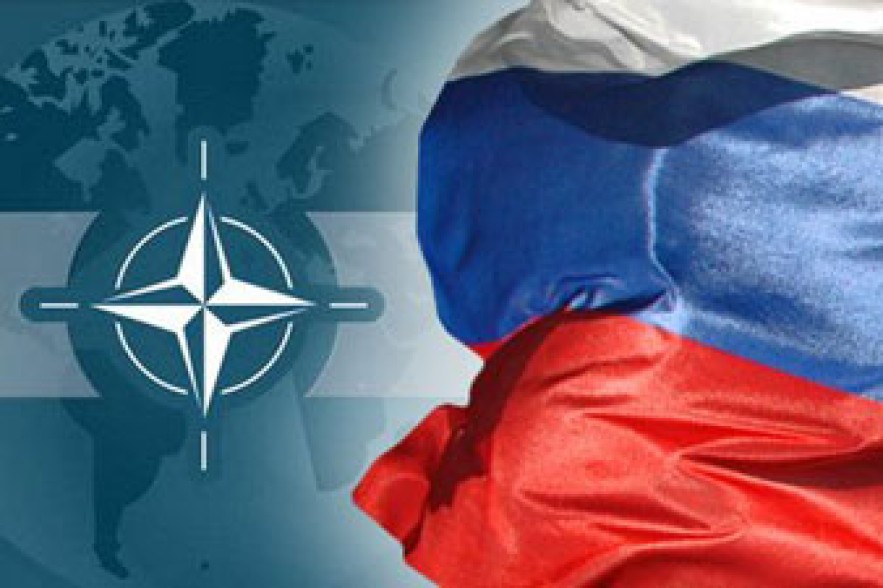 НАТО заявил о продлении паузы в военном сотрудничестве с Россией