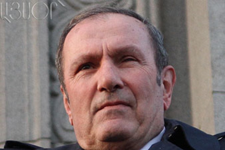 Levon Ter-Petrosyan meets British ambassador 