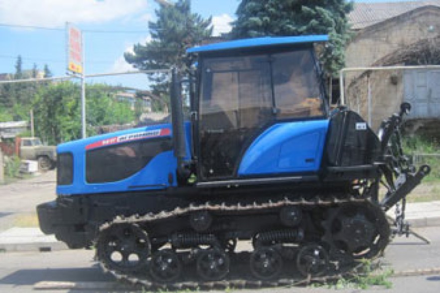 Բերդ համայնքը նոր տրակտոր է ձեռք բերել