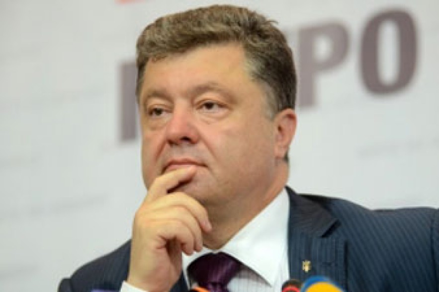 Порошенко еще не принял решения о возможном продлении перемирия