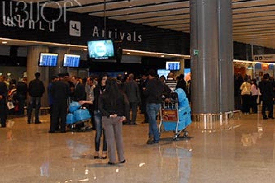 Passenger traffic at Zvartnots Airport grows 43% this year 