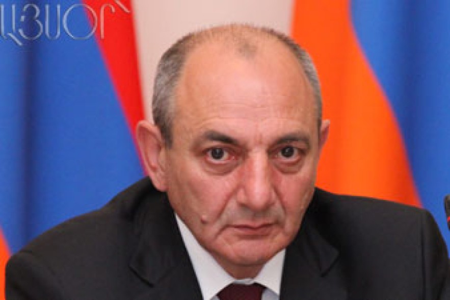 Բակո Սահակյանը մի շարք օրենքներ է ստորագրել
