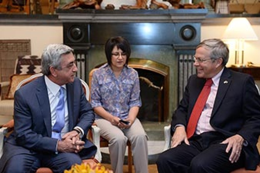 Armenian president offers congratulations on U.S. Independence Day  
