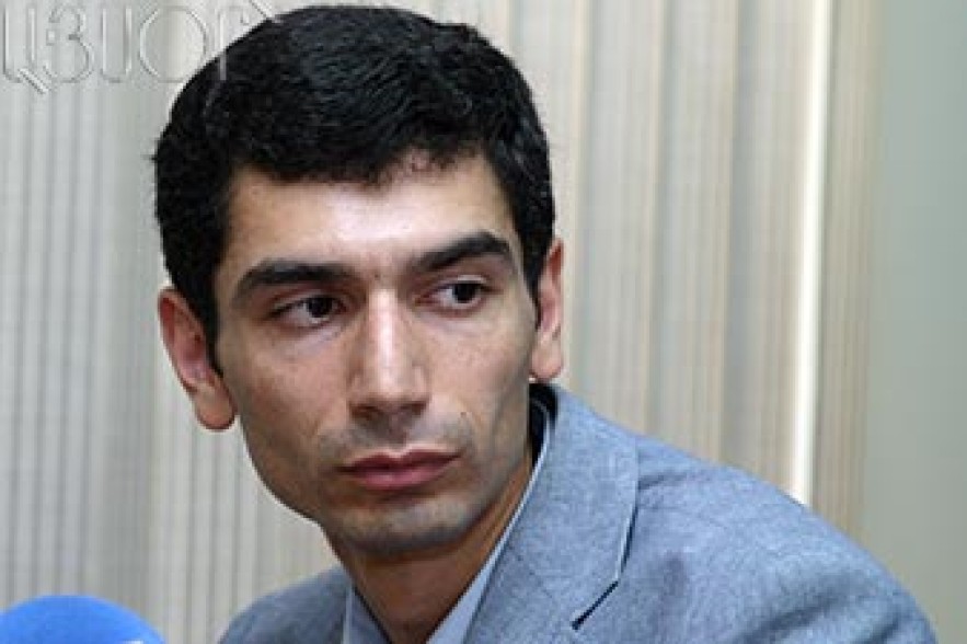 Шакарян: Турция может открыть и вновь закрыть границу с Арменией