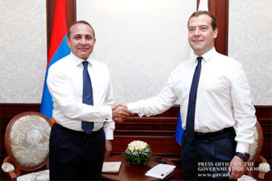 Medvedev and Abrahamyan discuss integration processes 