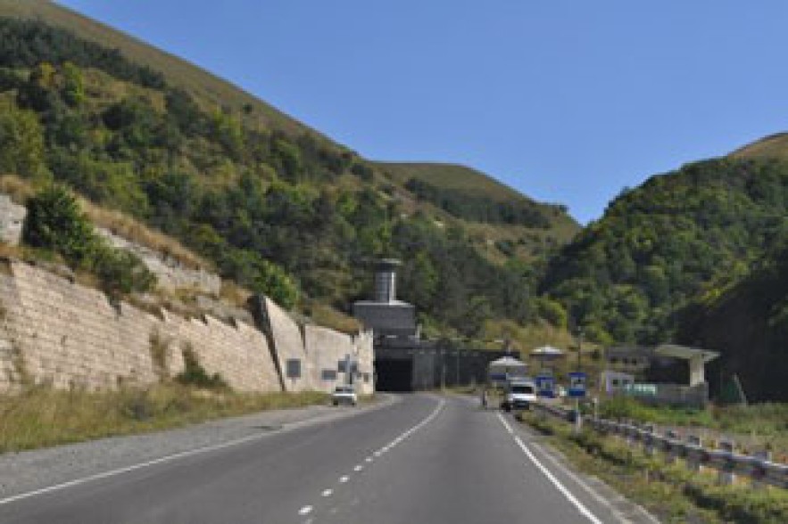 Դիլիջան երթևեկող մեքենաները պետք է անցնեն Ծովագյուղ-Սեմյոնովկա ճանապարհով