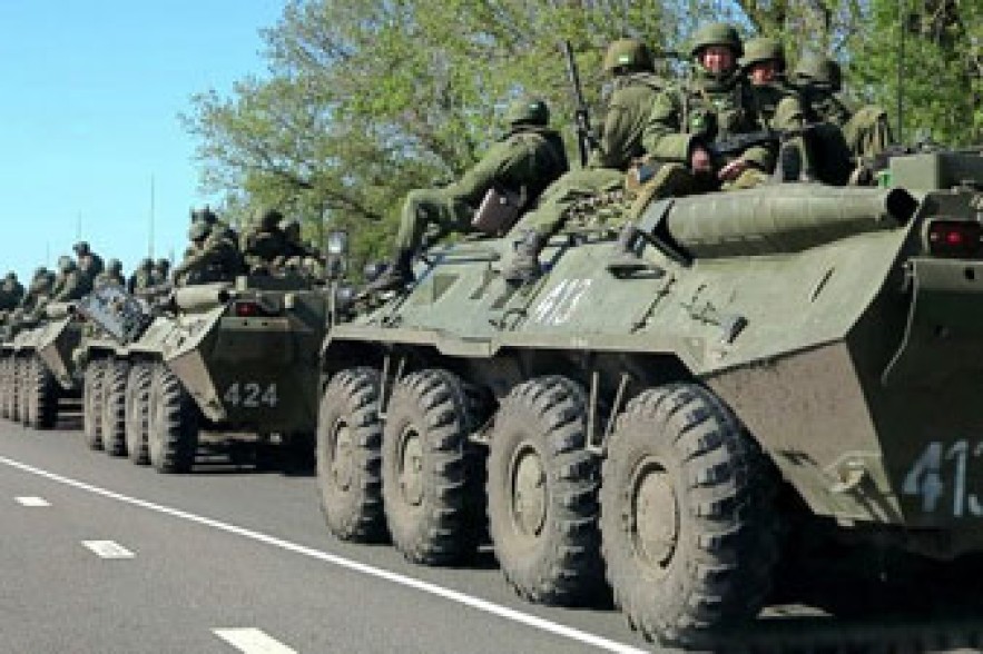 НАТО призывает РФ отвести войска от украинской границы