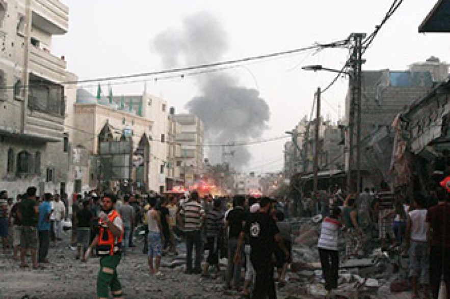 Gaza death toll mounts to 940 amid fragile 12-hour truce