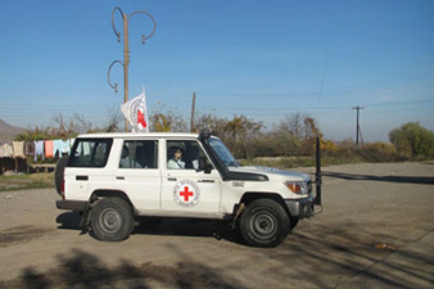 Քարվաճառում վնասազերծված Ադրբեջանի քաղաքացին հուղարկավորվեց ԼՂՀ տարածքում