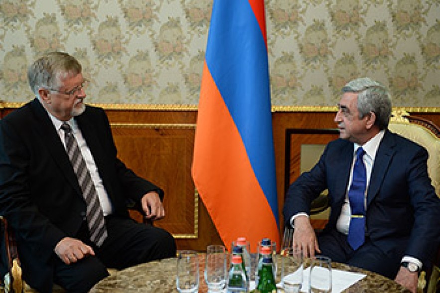 Սերժ Սարգսյանն ընդունել է ԵՄ հատուկ ներկայացուցիչ Հերբերտ Զալբերին