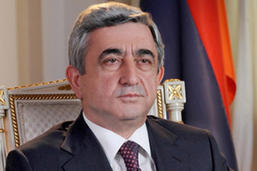 Serzh Sargsyan congratulates Barack Obama on birthday 