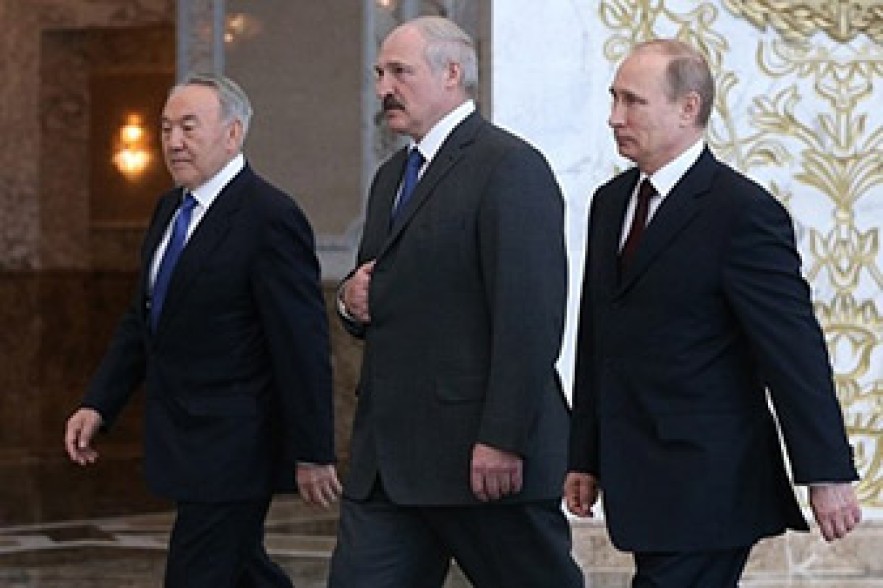 Путин, Лукашенко и Назарбаев обсудили координацию действий в экономике