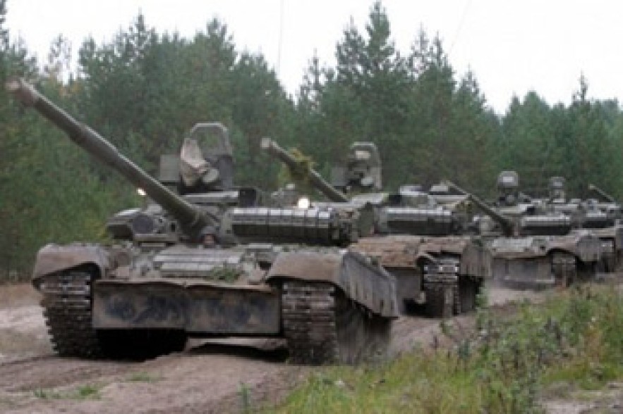 НАТО признало наличие на территории Украины военных и бронемашин РФ