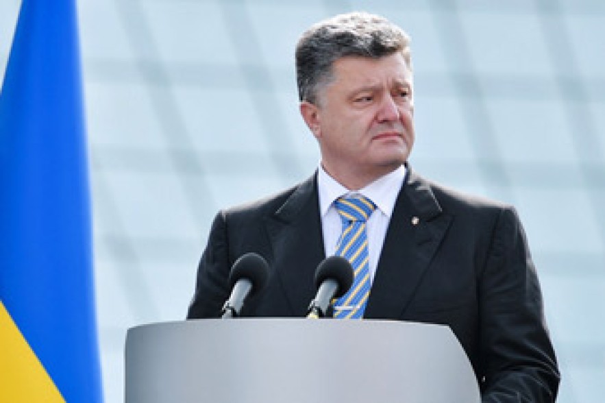 Порошенко: НАТО поддерживает военно-техническую помощь стран-членов Украине