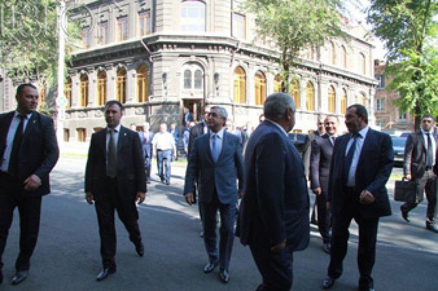 ՀՀԿ խորհրդի նիստը մեկնարկել է