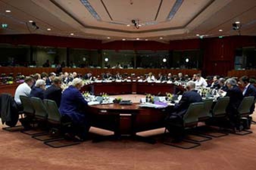 Для принятия новых санкций против РФ пришлось созывать встречу послов ЕС