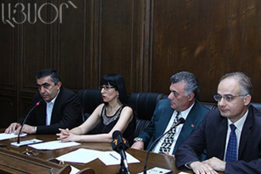 Խորհրդարանում մեկնարկեց քառյակի նիստը