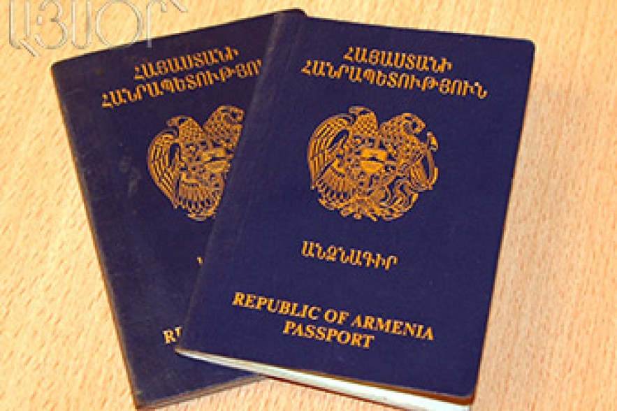 Armenians of Kessab receive Armenian passports 