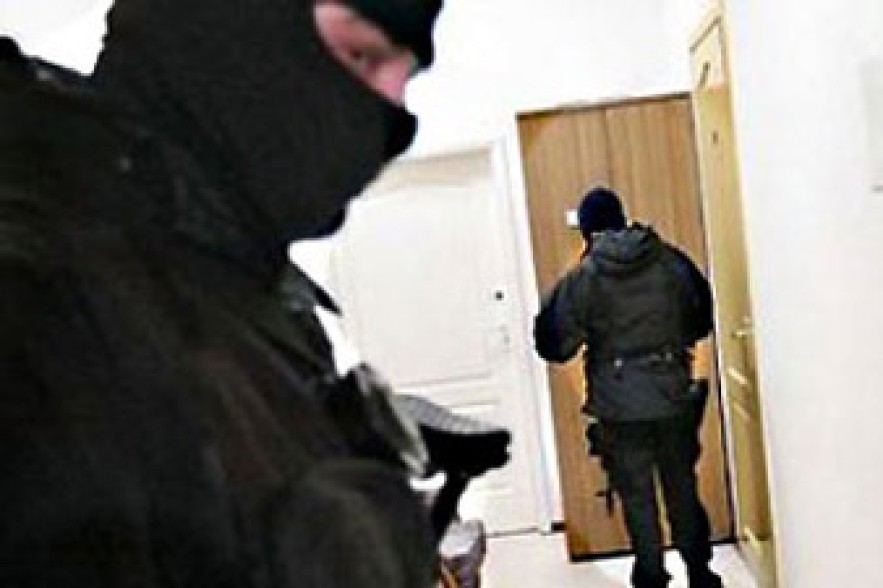 В офисе Национального резервного банка начались обыски