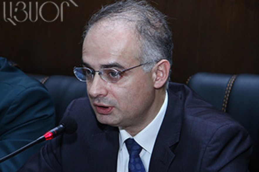 Л.Зурабян: Республиканская партия превратила парламент в некий «фронт»