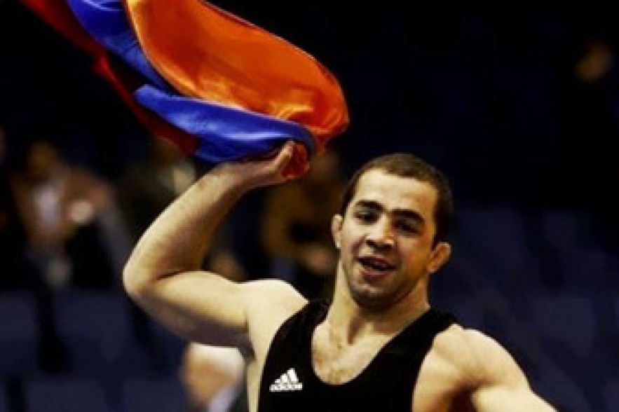 Արսեն Ջուլֆալակյանն Աշխարհի չեմպիոն է