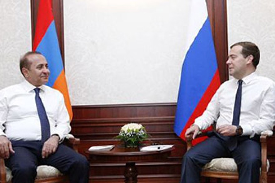 Հովիկ Աբրահամյանը հեռախոսազրույց է ունեցել Դմիտրի Մեդվեդևի հետ