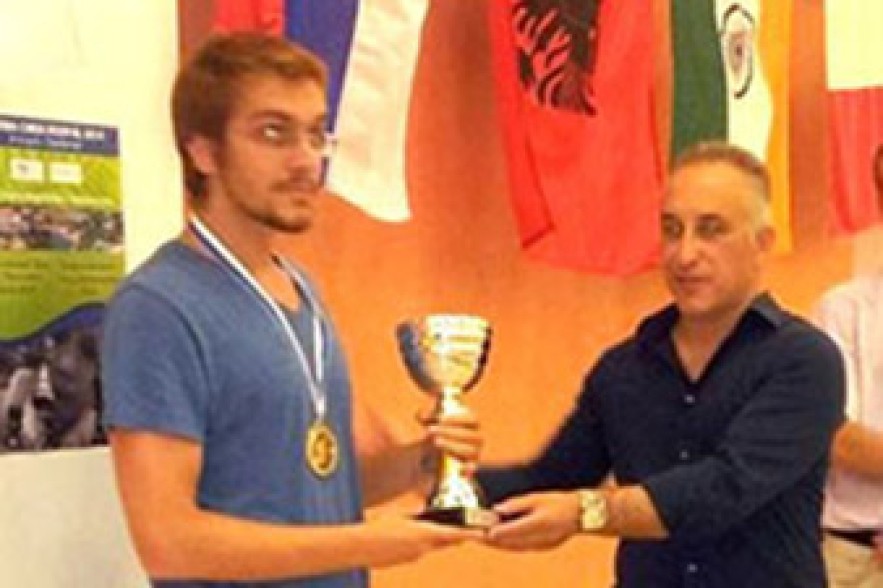 Ari Kiremitciyan wins European champion title