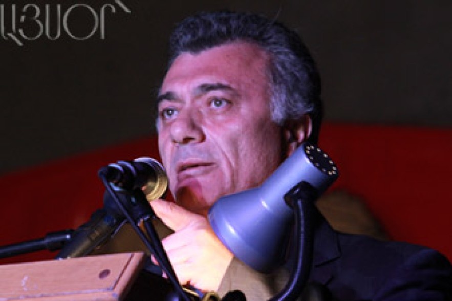 R. Hakobyan: Only salvation is in demands for complete power change 