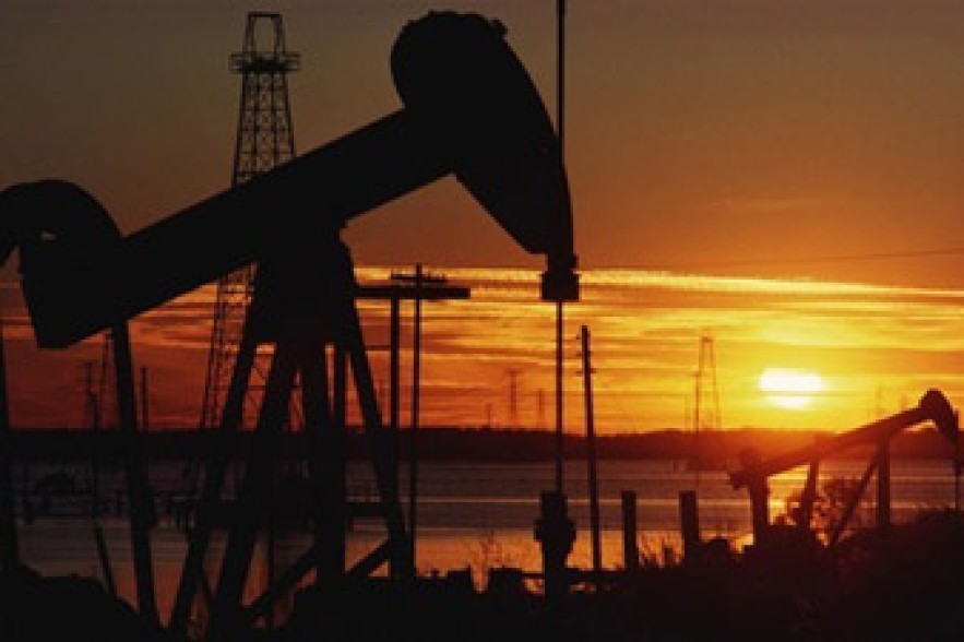 Страны Персидского залива не будут сокращать нефтедобычу – СМИ