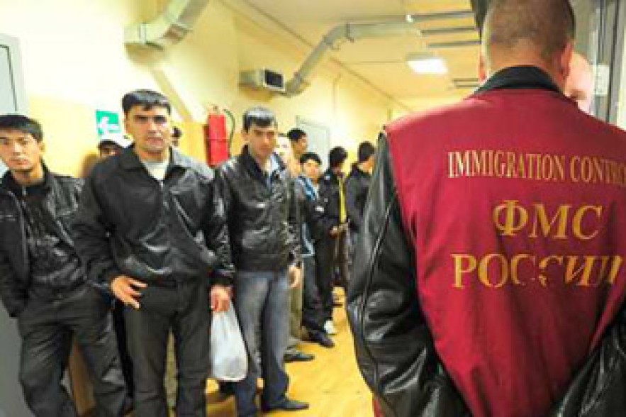 Мигрантам-нарушителям закроют въезд в Россию на 10 лет