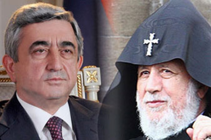 President congratulates Catholicos on 15th anniversary of enthronement 