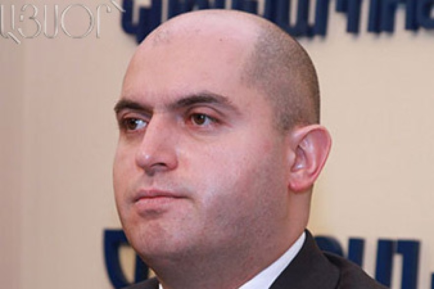 Մասնավոր բուհերի և օծանելիքի սրվակի նմանությունն՝ ըստ Արմեն Աշոտյանի