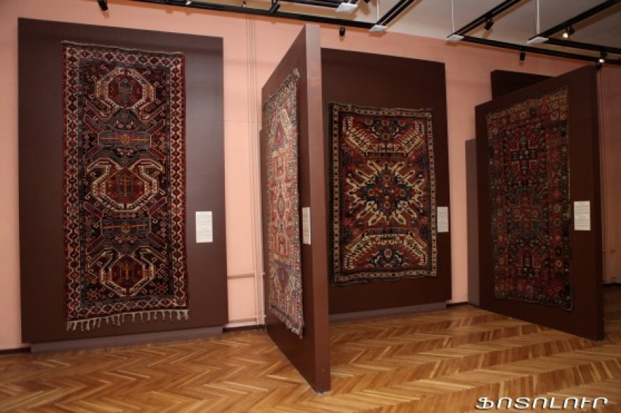 Chorrord Ishkhanutyun: Government buys two carpets for 2.5 million AMD