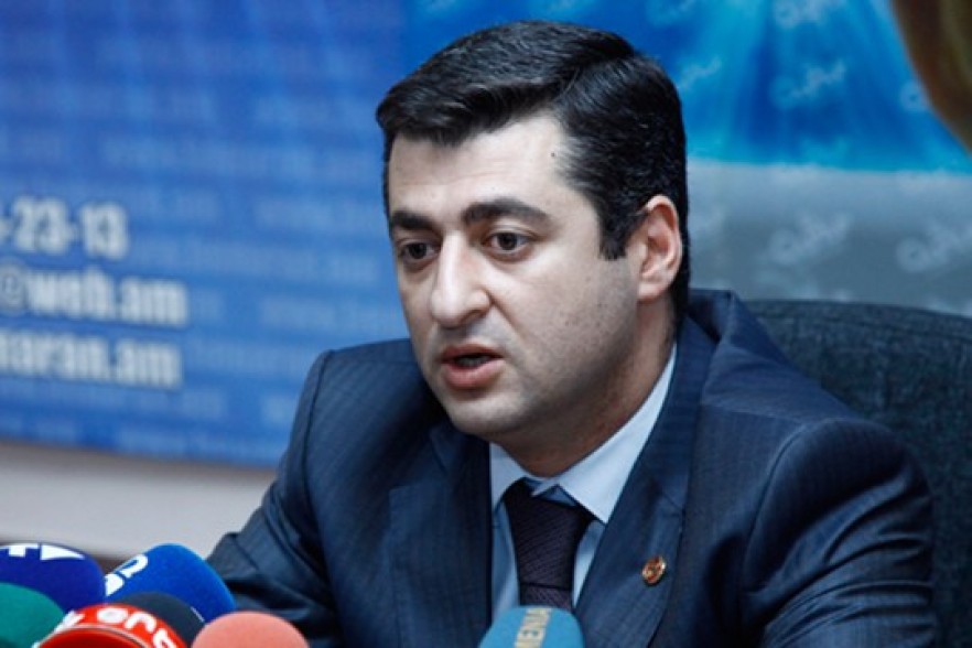 Աբրամ Բախչագուլյանը կարաոկե ակումբ է հիմնել
