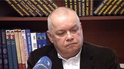 Hraparak: Dmitry Kiselev offended with Armenians