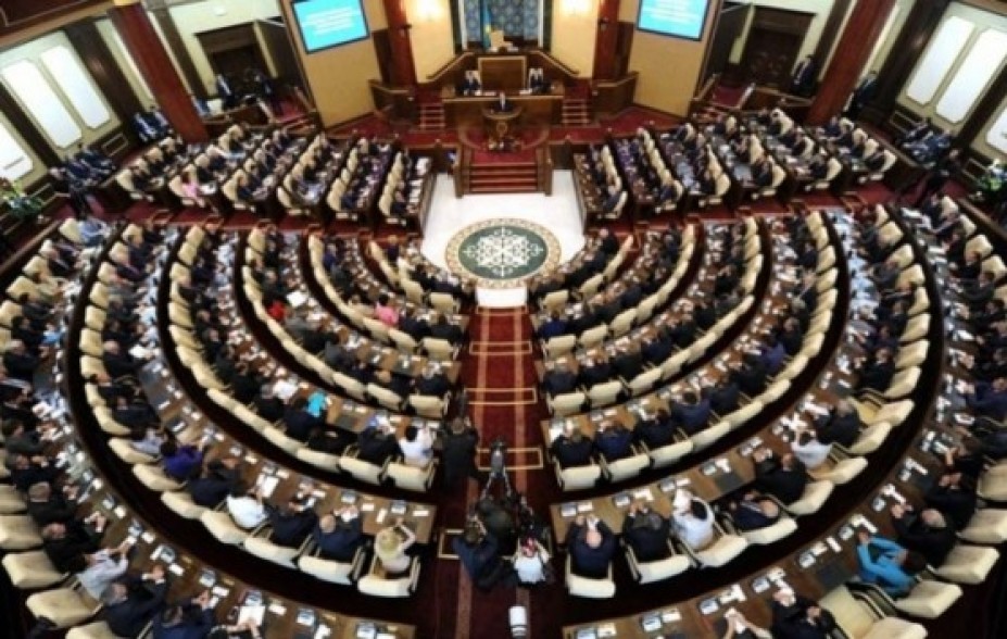 Парламент Казахстана ратифицировал Договор о присоединении Армении к ЕАЭС
