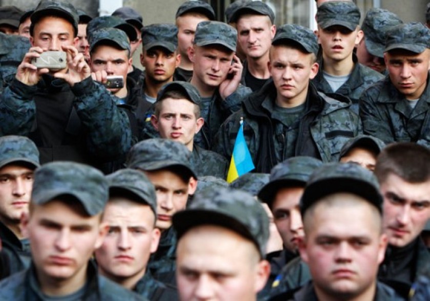 Россия продлила сроки пребывания украинцам призывного возраста